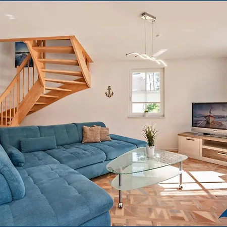 Fischerdorf Kuestenseeschwalbe Zirchow